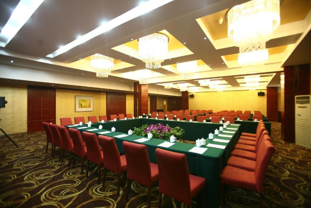 Luoyang Grand Hotel Business foto