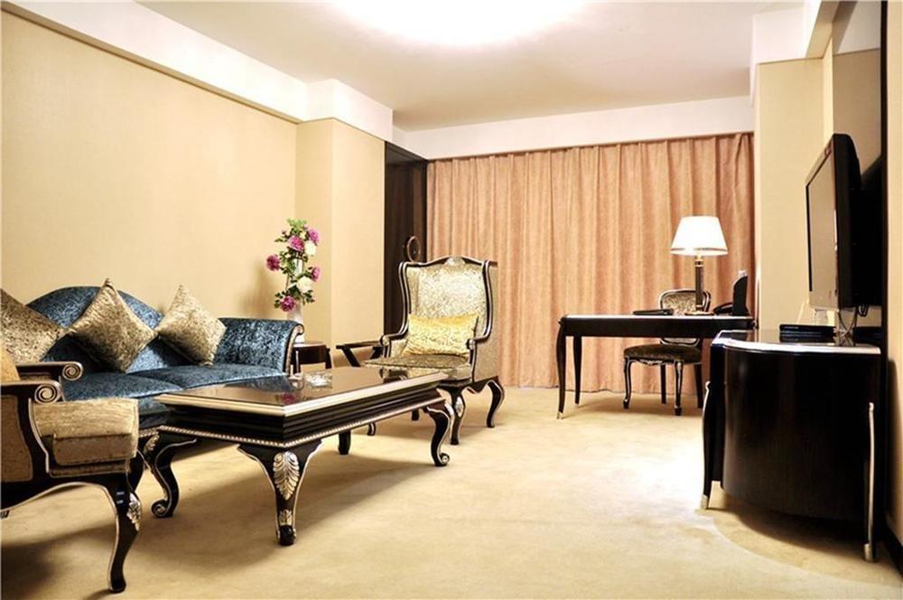 Luoyang Grand Hotel Exterior foto