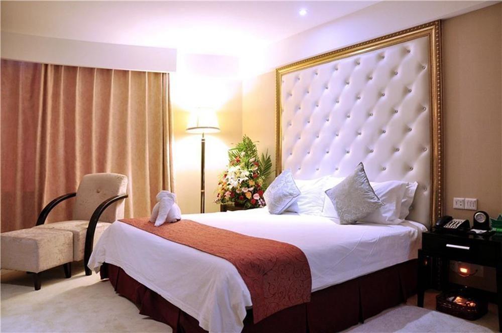 Luoyang Grand Hotel Exterior foto